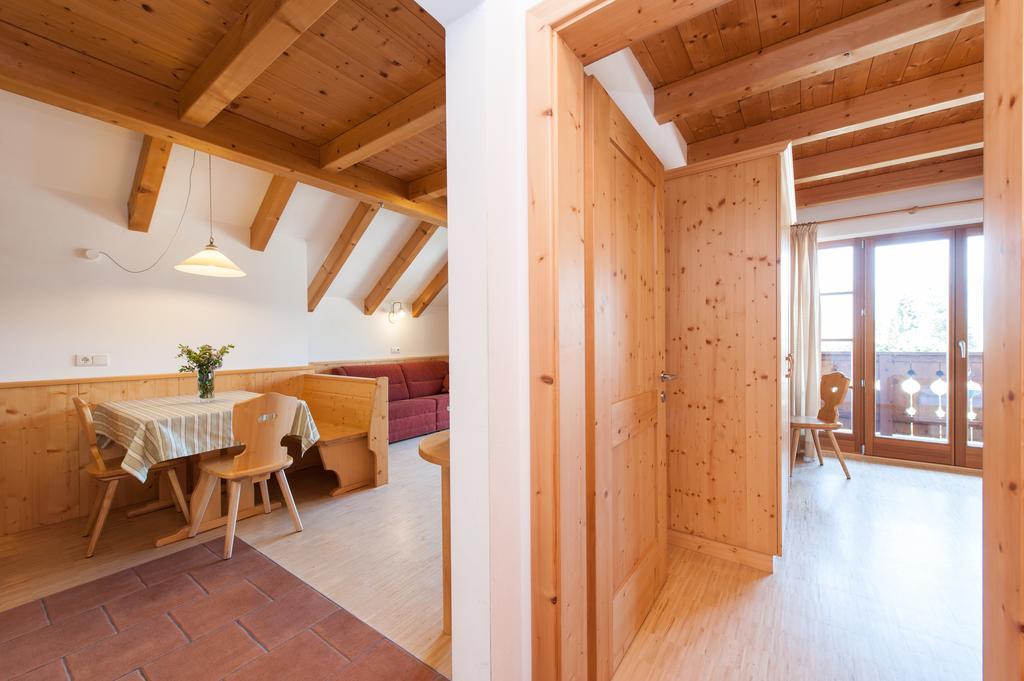 Residence Pichlerhof Rasun di Sopra Rom bilde